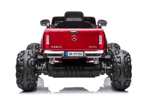 Электромобиль Lean Toys Mercedes DK-MT950 4x4 Red Лакированный