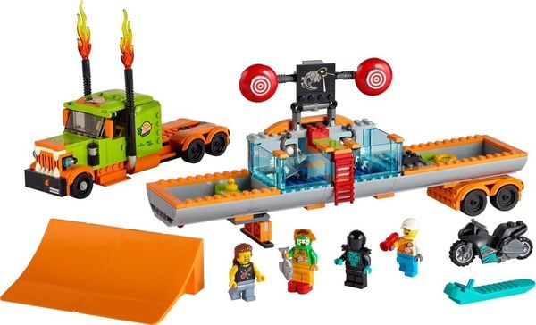 Конструктор LEGO City Грузовик для шоу каскадеров 60294