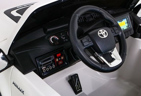 Электромобиль Ramiz Toyota Hilux White