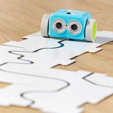 Игровой STEM-набор LEARNING RESOURCES – РОБОТ BOTLEY (программируемая игрушка-робот, пульт, аксесс.)